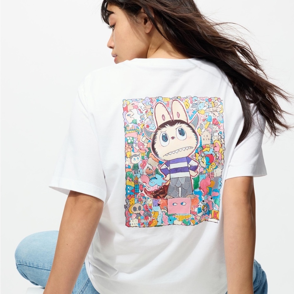POP MART x Uniqlo Labubu - UT Graphic T-Shirt North America Exclusive M - Picture 3 of 6